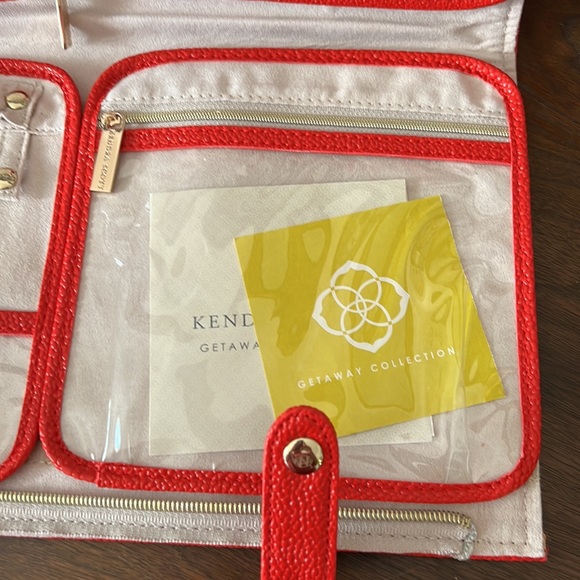 Kendra Scott Jet Set travel and jewelry folio - Picture 8 of 12